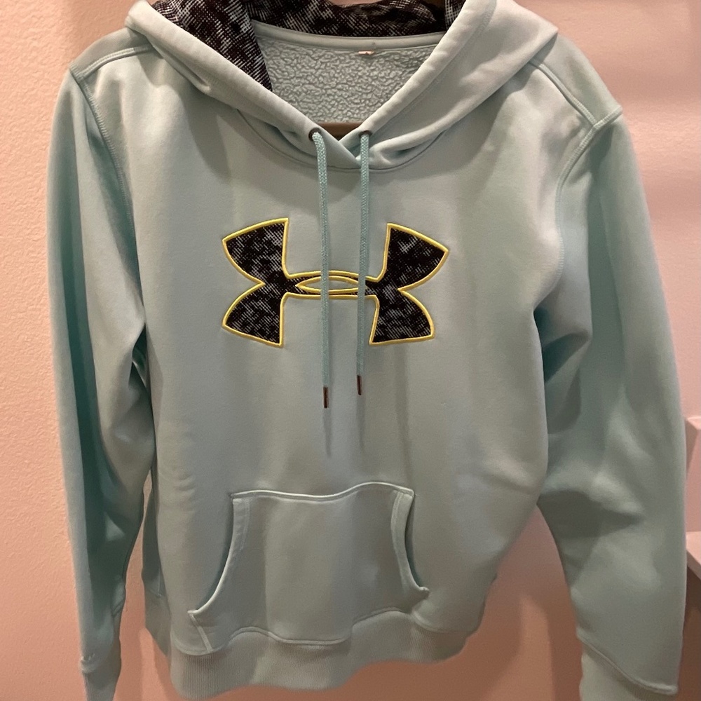 Classic Under Armour hoodie